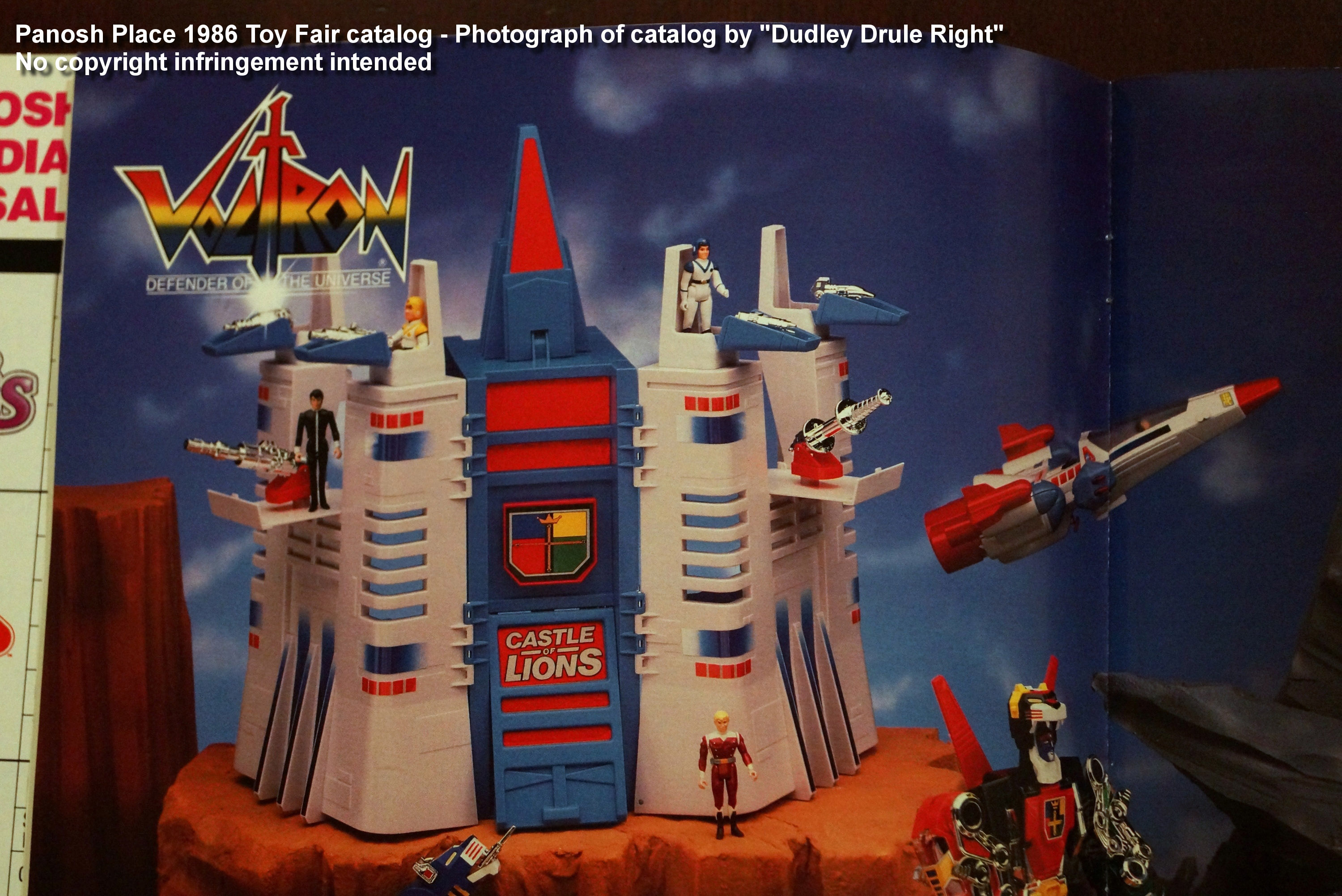 Panosh Place 1986 Toy Fair Catalog - Page 26 Top (All 1986 Voltron toys)
